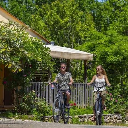Campsite 4 Etoiles - Piscine - Eeieab Castelnaud La Chapelle